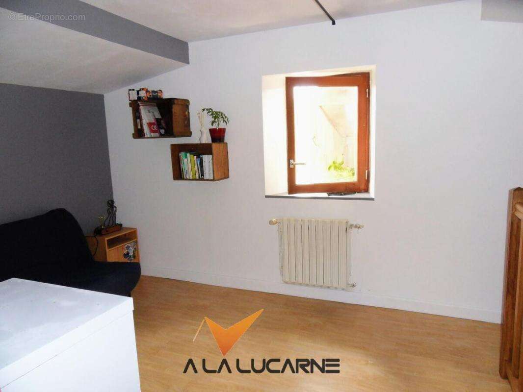 Maison à TERRASSON-LAVILLEDIEU