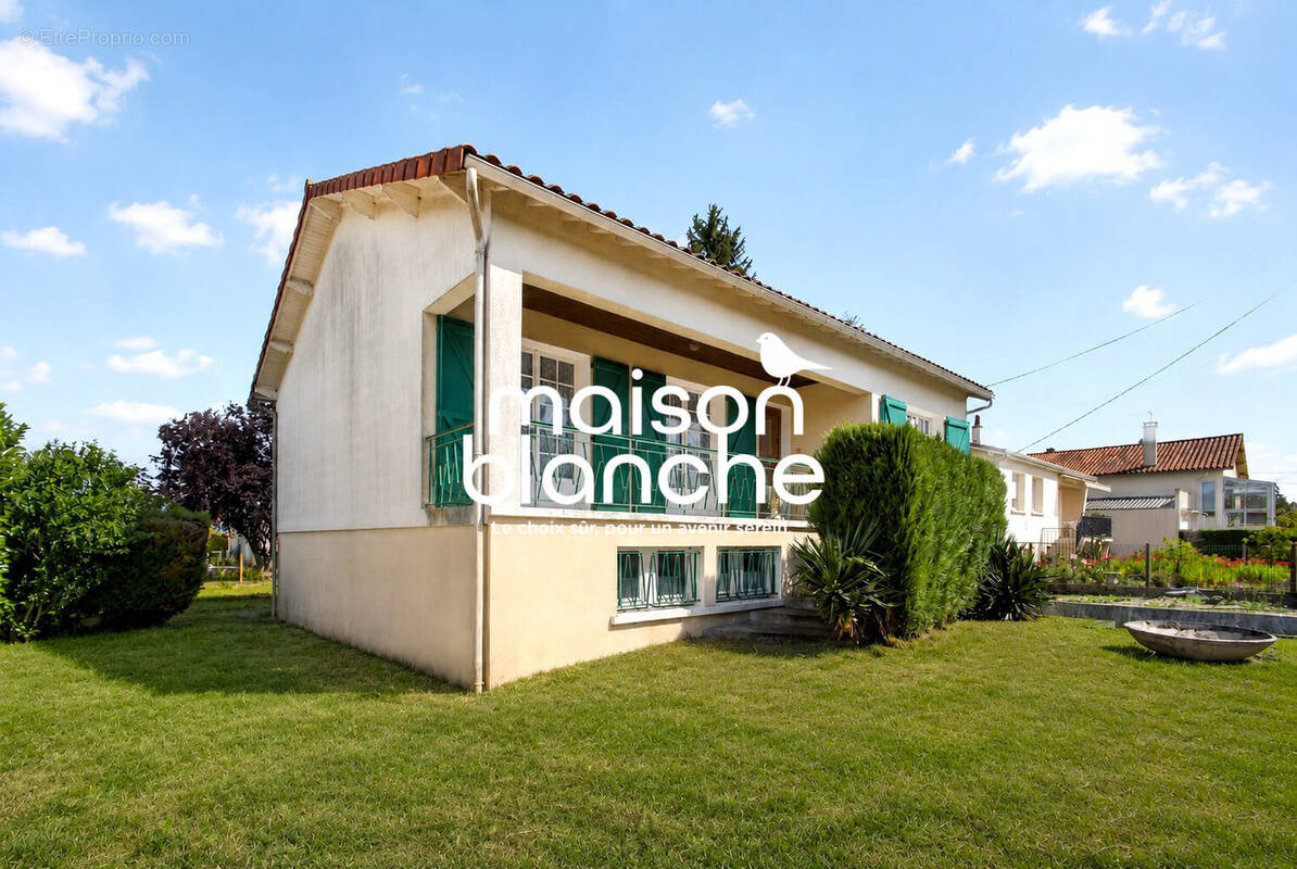 Maison à CHATILLON-SUR-THOUET