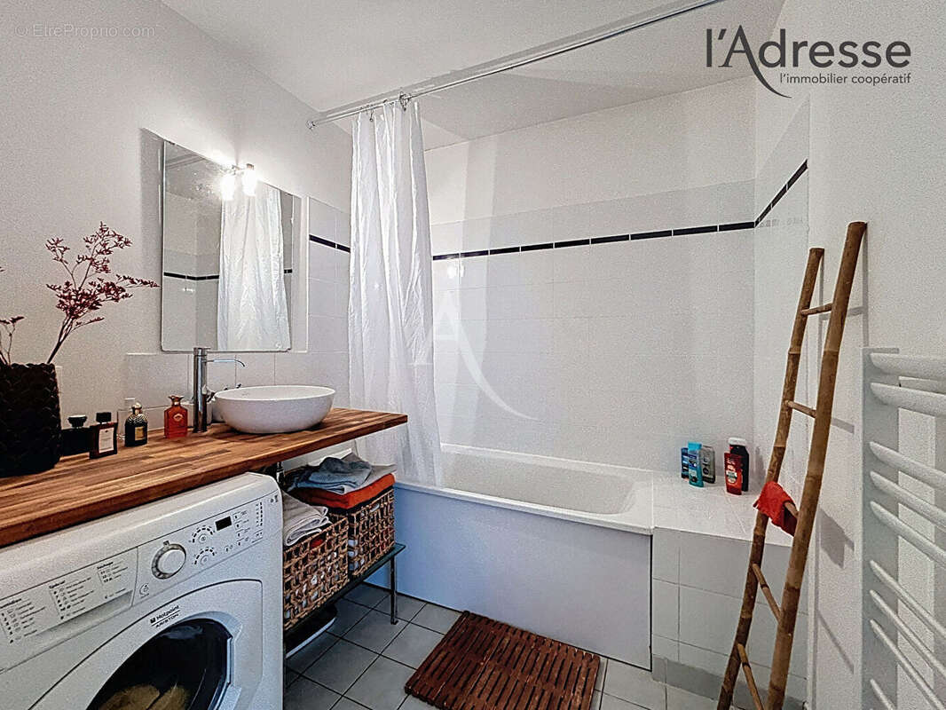 Appartement à SURESNES