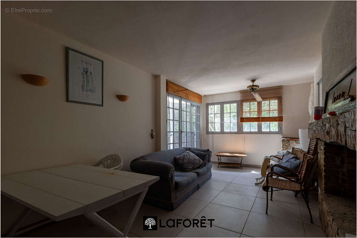 Appartement à HYERES