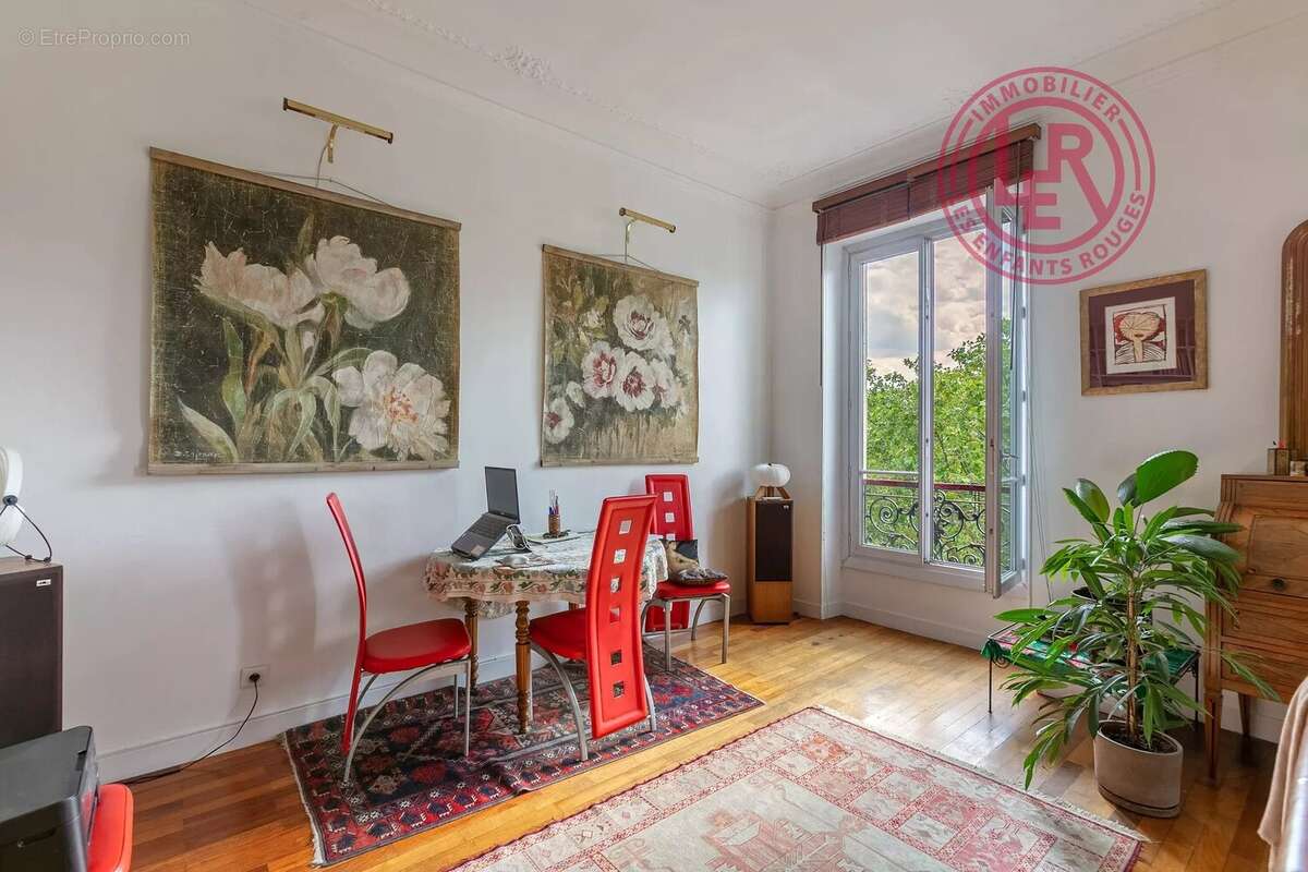 Appartement à PARIS-11E