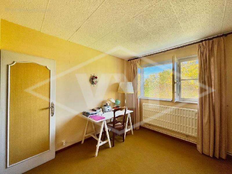 Maison à COMBS-LA-VILLE