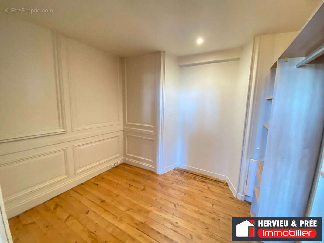 Appartement à LUC-SUR-MER