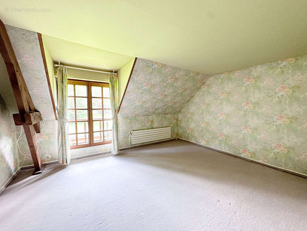 Maison à LA VENDUE-MIGNOT