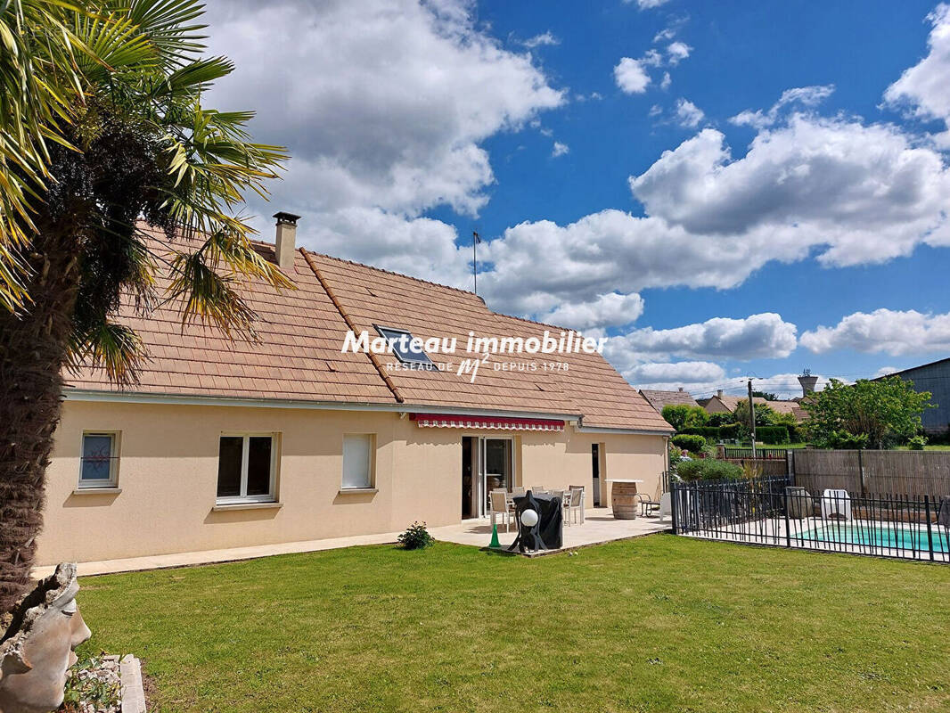 Maison à LA BAZOGE