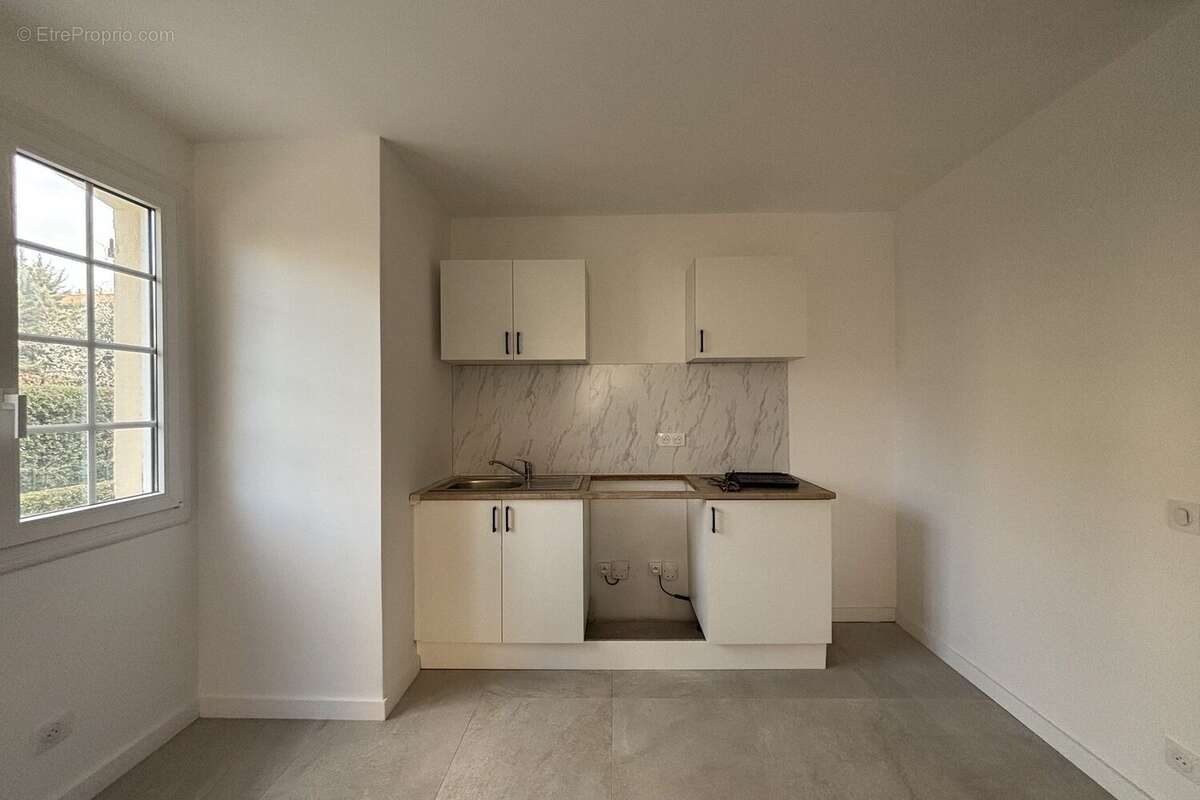 Appartement à VALLAURIS