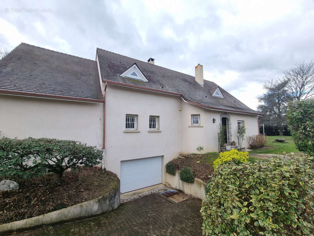 Maison à ROUSSILLON