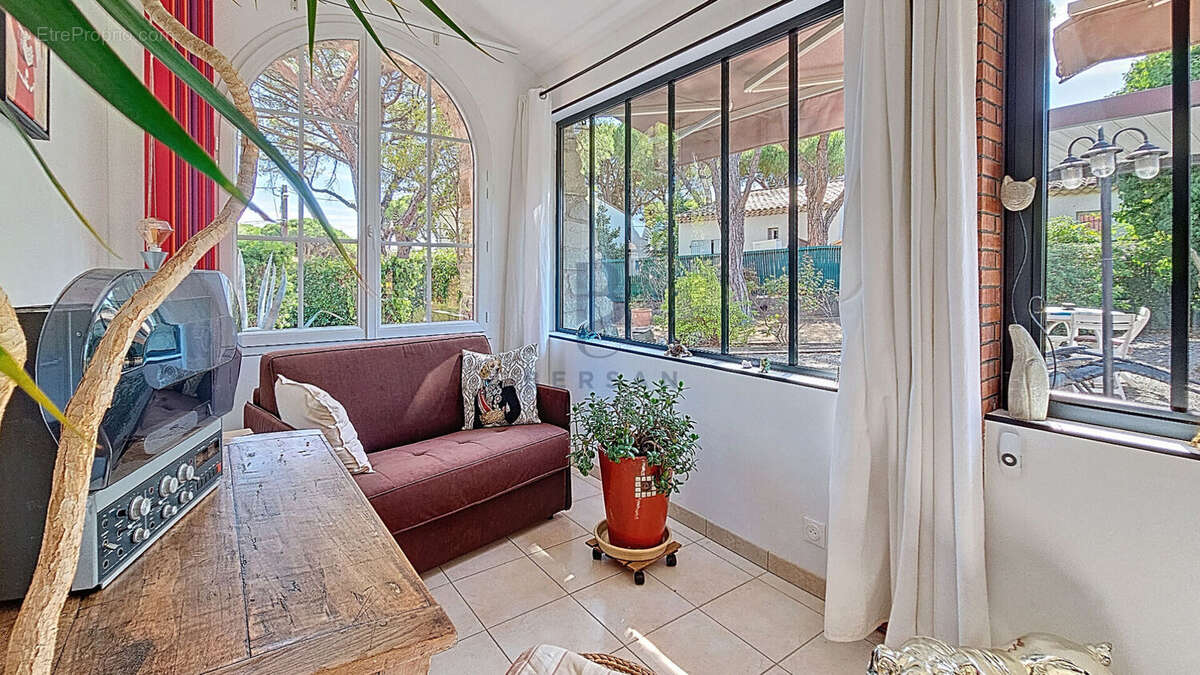 Maison à FREJUS