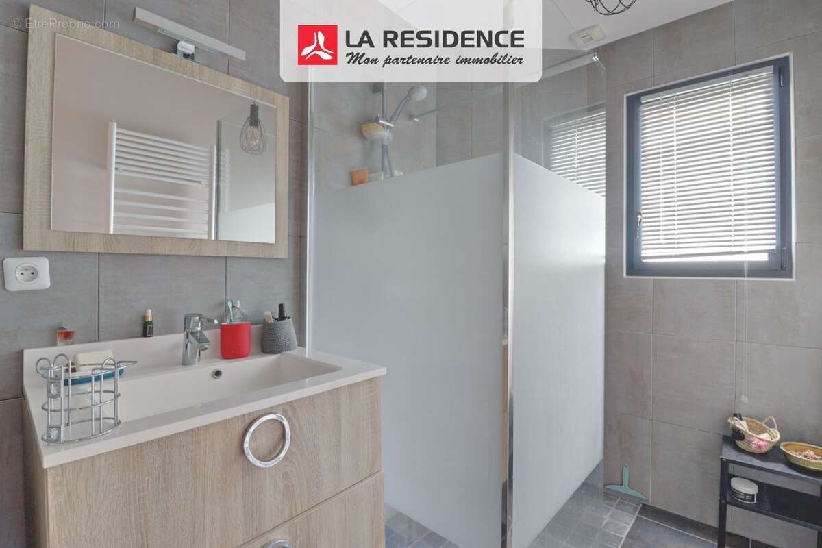 Maison 172 m² à Vineuil  - photo 8