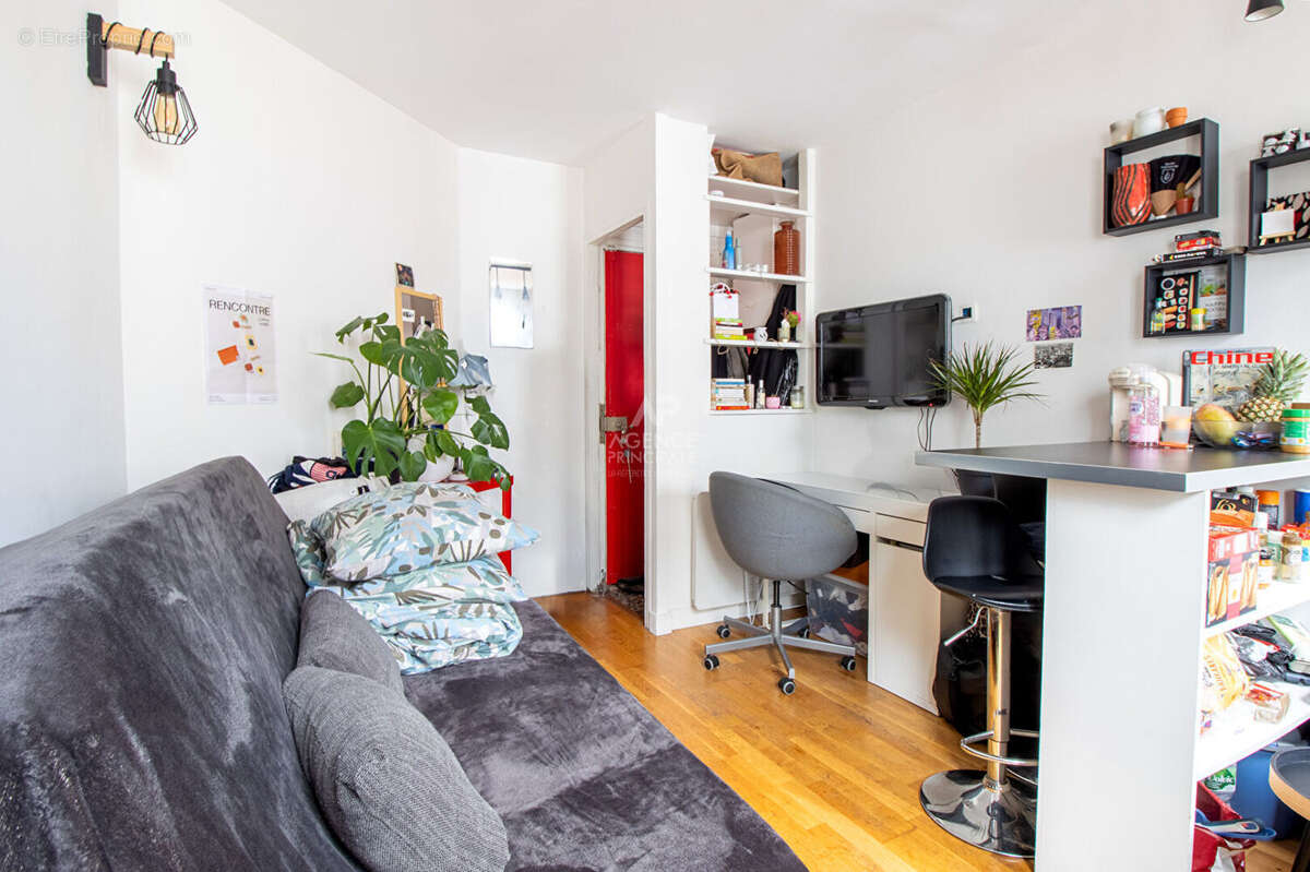 Appartement à PARIS-19E