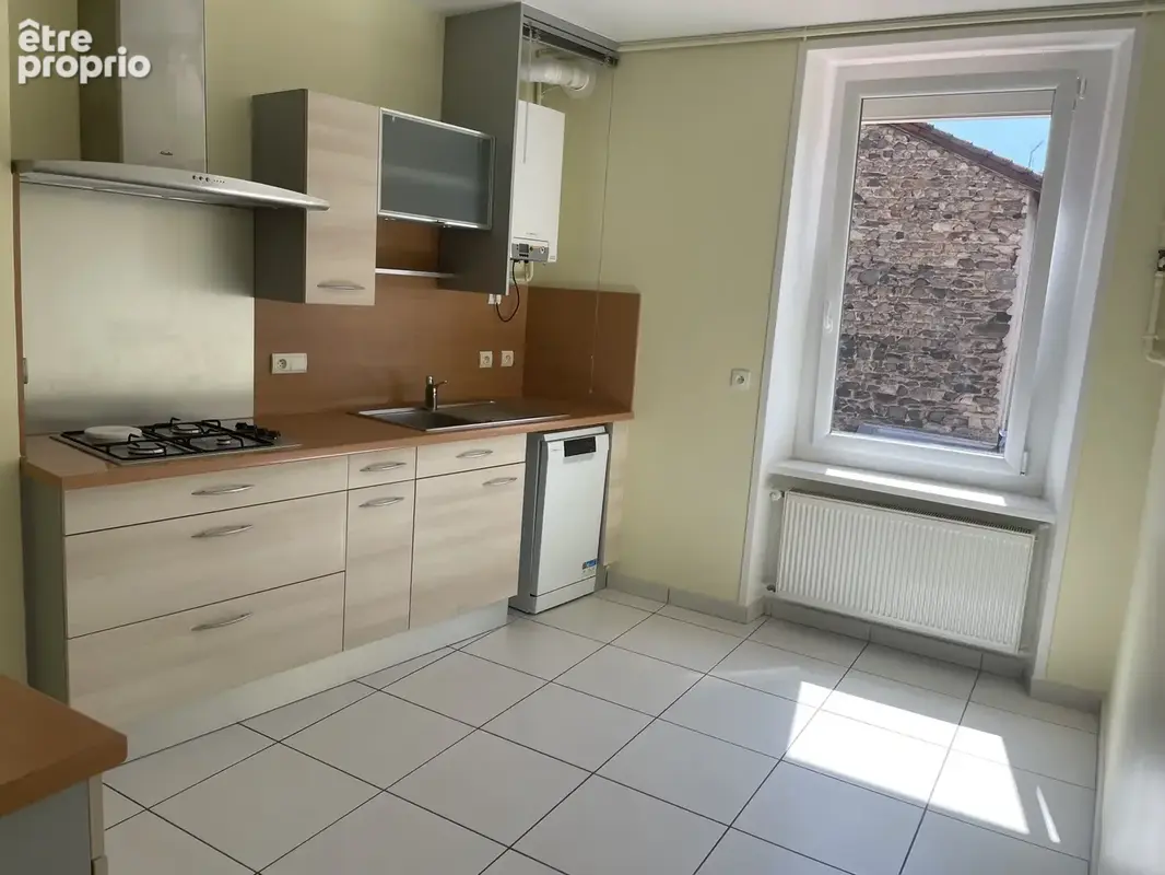 APPARTEMENT CENTRE VILLE parfait état - possibilité de 3 Chambres - photo 3