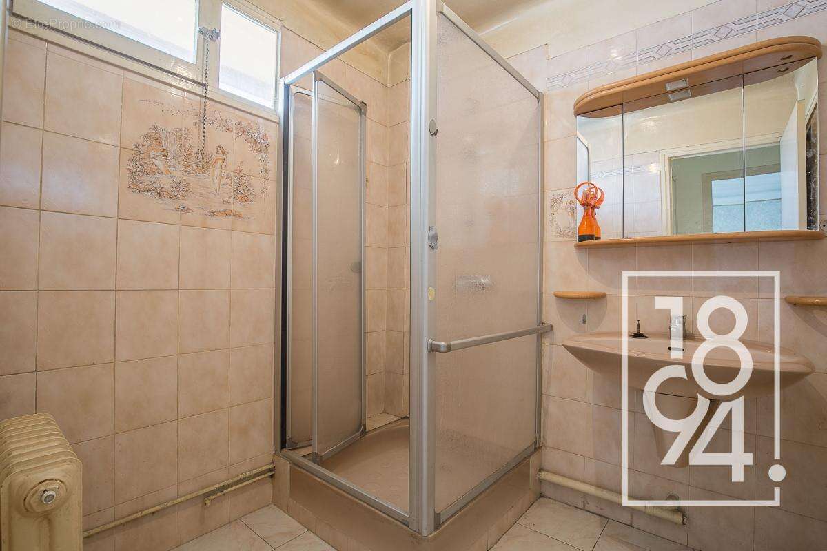 A vendre I Marseille 14e I T4 transformé en T3 de 63m2 - photo 8