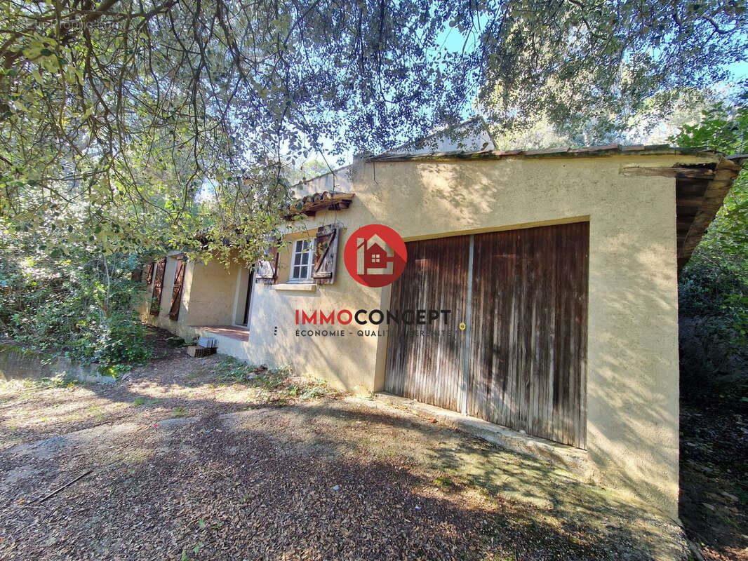 Maison à BAGNOLS-SUR-CEZE