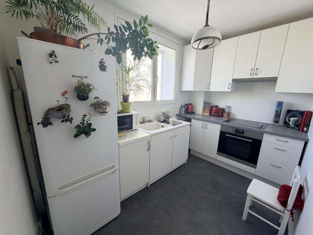 Appartement 45 m² à Saint-Germain-En-Laye  - photo 2