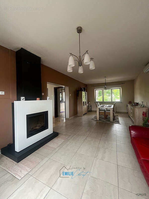 Maison à BREISTROFF-LA-GRANDE