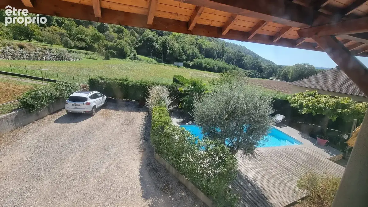 Champagneux   une maison de caractère qui ne demande qu’à écrire la suite de son histoire… - photo 28