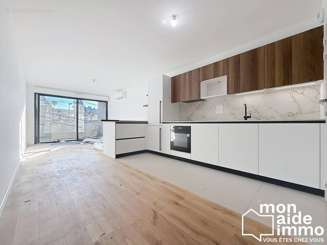 Appartement à BORDEAUX