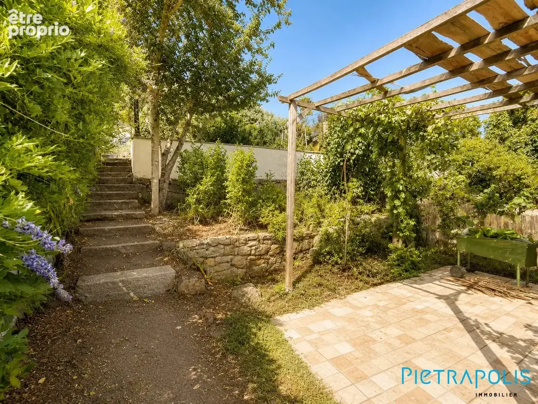 Maison 6 pièces 180 m² à vendre à Villecheneve (69770) - photo 4