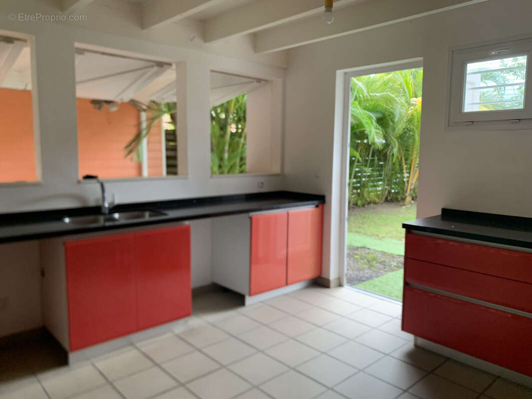 Maison à LES TROIS-ILETS