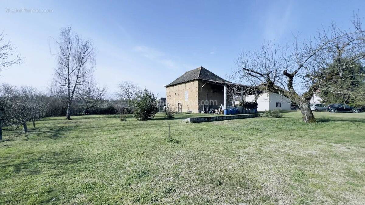 Vente Maison (38630) 105 000ï¿œ - photo 1