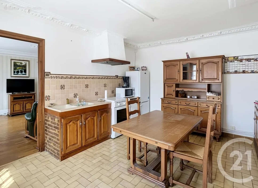 Maison à ERAGNY-SUR-EPTE