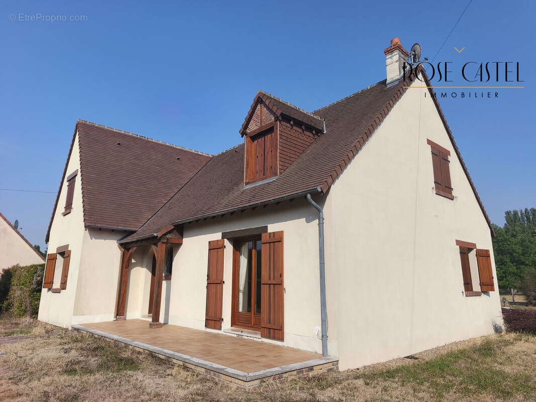 Photo Maison à Chateaudun au prix de 244 000€