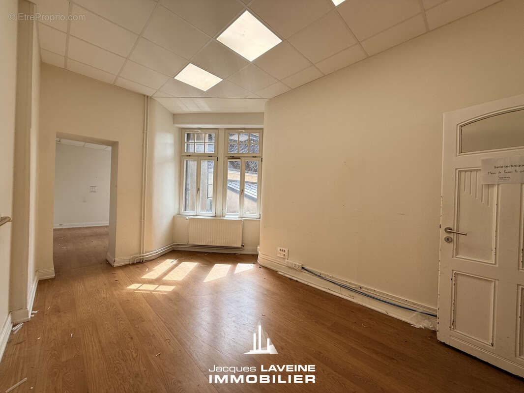 Metz-triangle impérial ensemble immobilier 20 pieces - photo 7