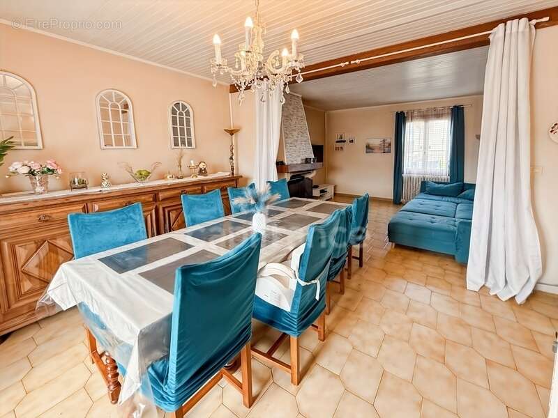 Maison à MONTCEAU-LES-MINES