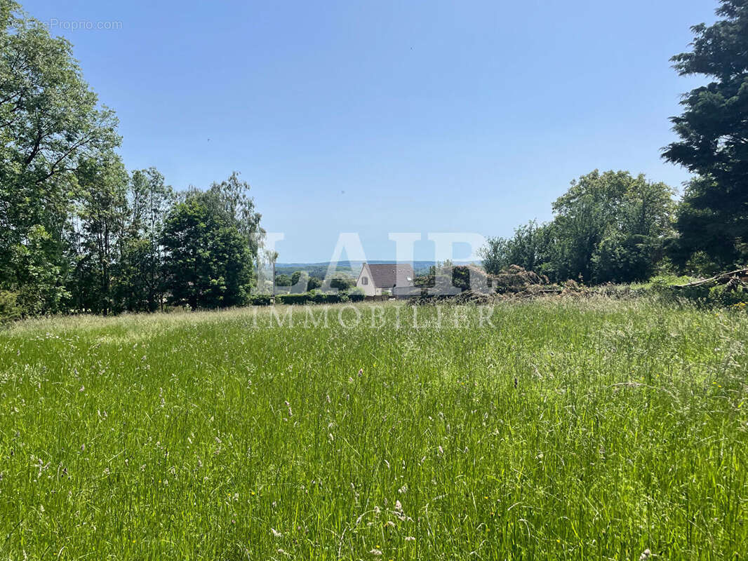 Terrain à SAINT-MARTIN-DU-VIEUX-BELLEME