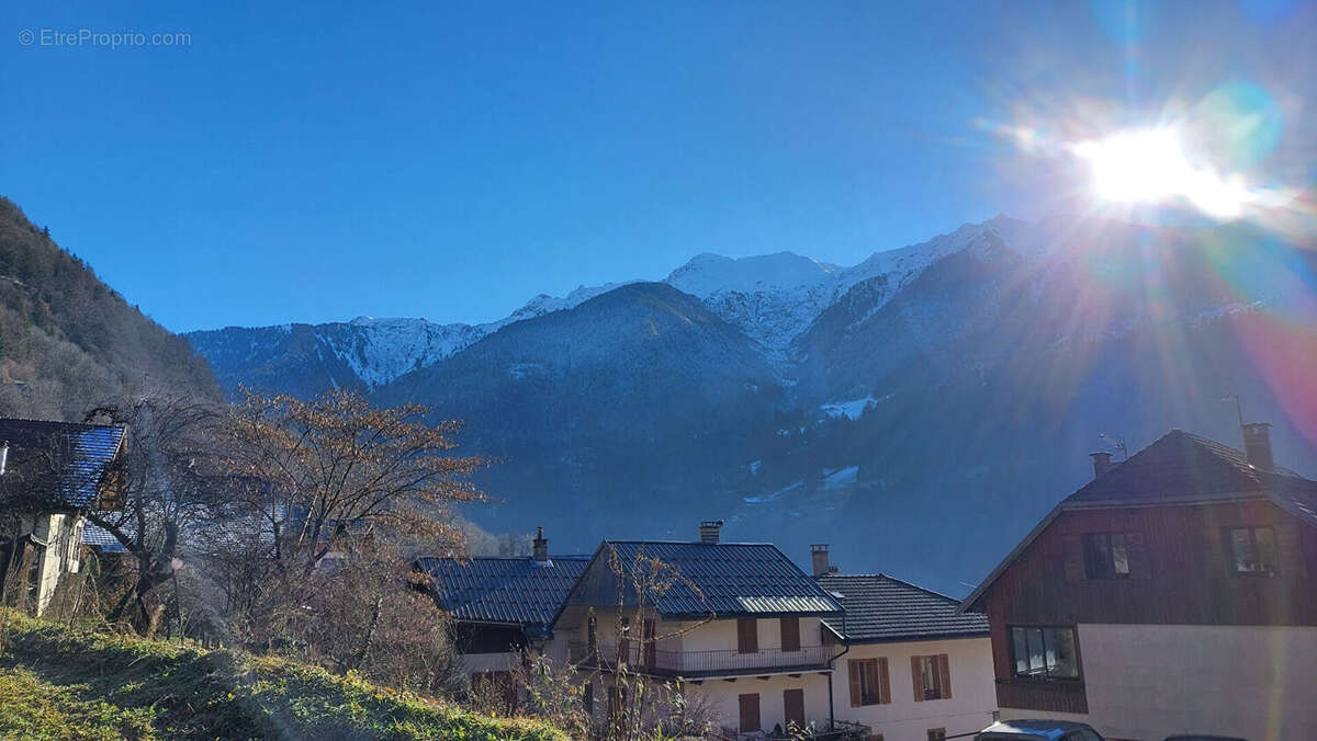 Appartement à QUEIGE