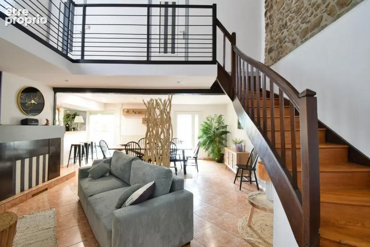 *** exclusivite ***  maison coup de cœur de 132 m² *** cunlhat 63590 *** - photo 3