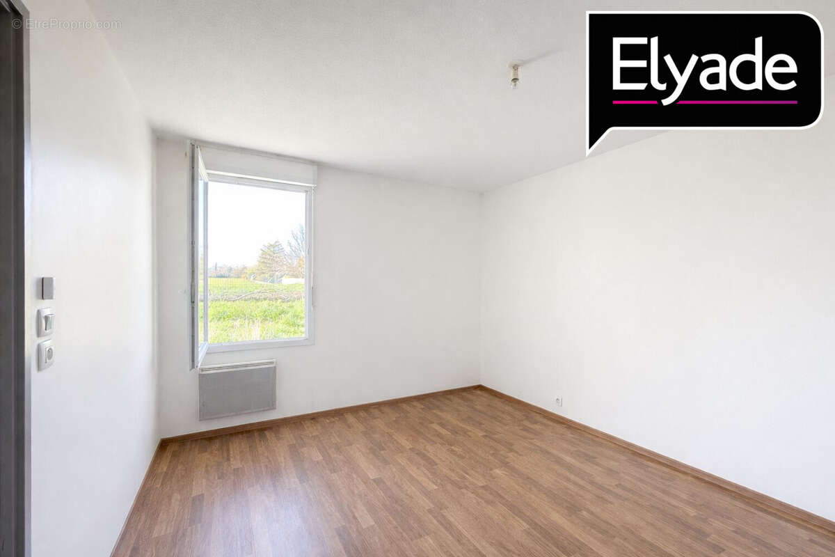 Appartement à FROUZINS