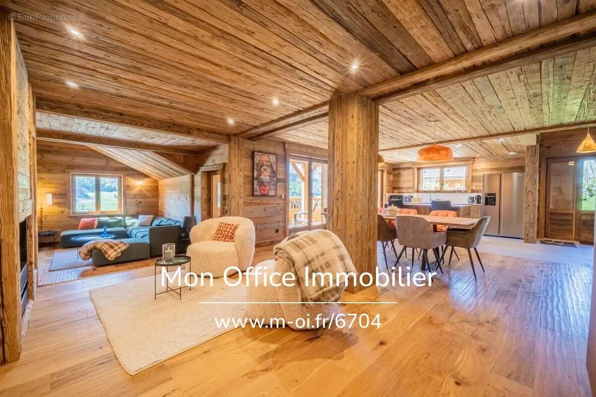 Référence : 6704-TCA. - Ensemble de 2 chalets neufs - DPE A et B - TVA récupérable - Frais de notaire à 2,5% - Mobilier inclus - photo 4