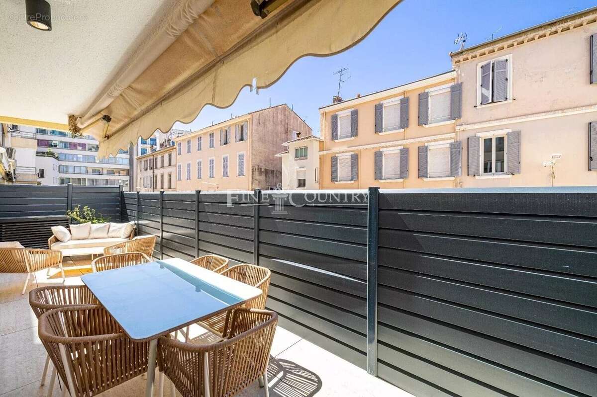 Appartement à CANNES