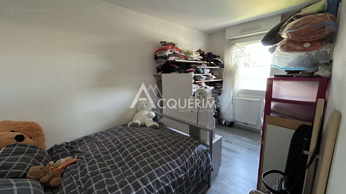 Maison à OSTRICOURT