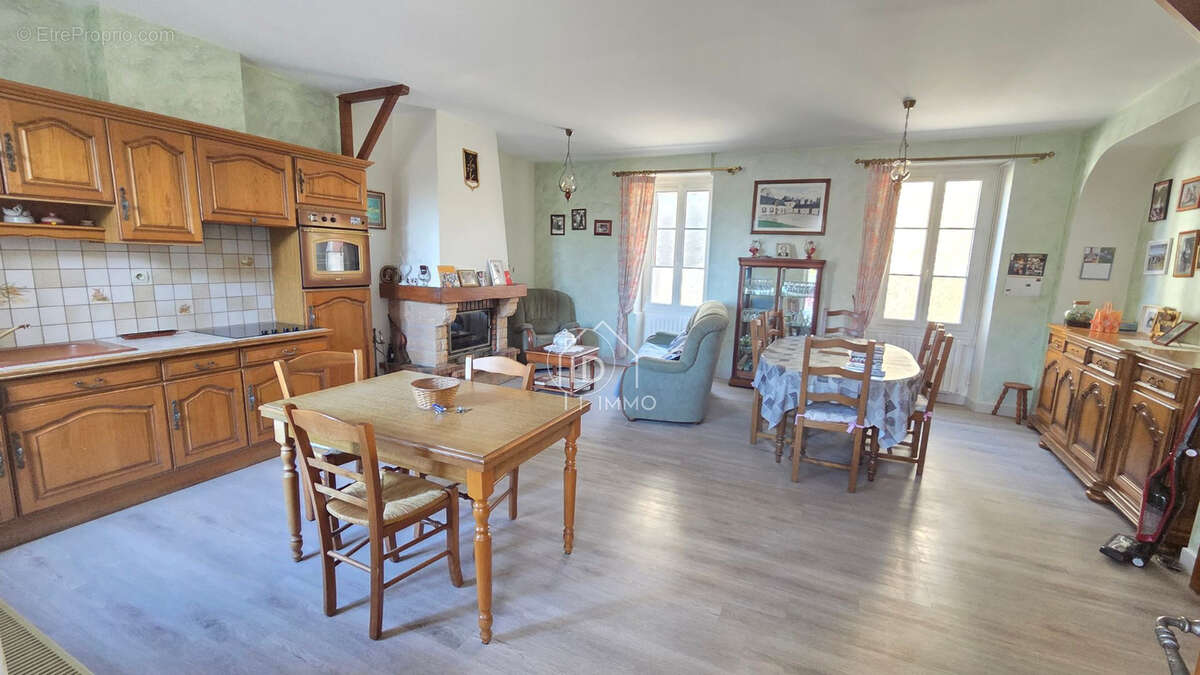 Maison à SEGRE