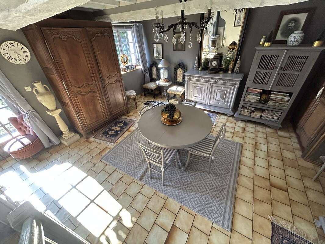 Maison à PONT-D'OUILLY