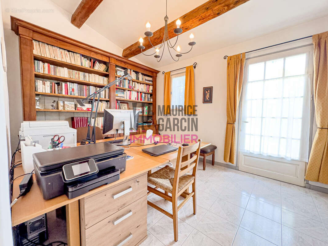 Maison 182 m² à Velleron  - photo 8