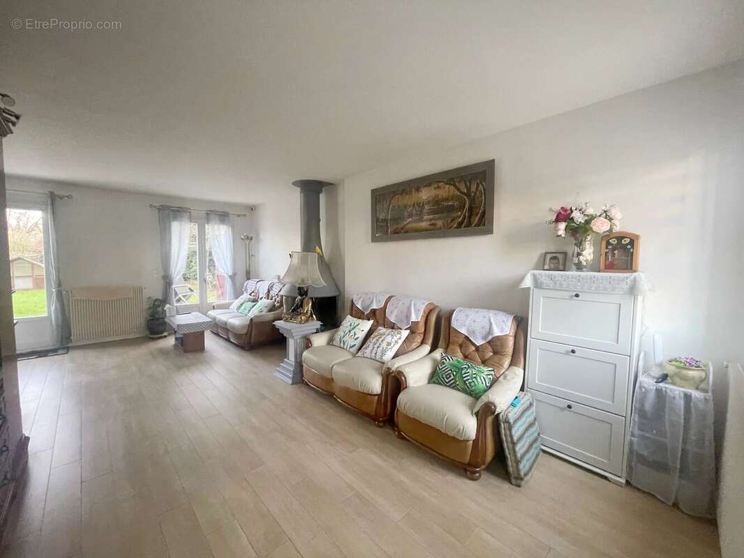 Maison à CHELLES