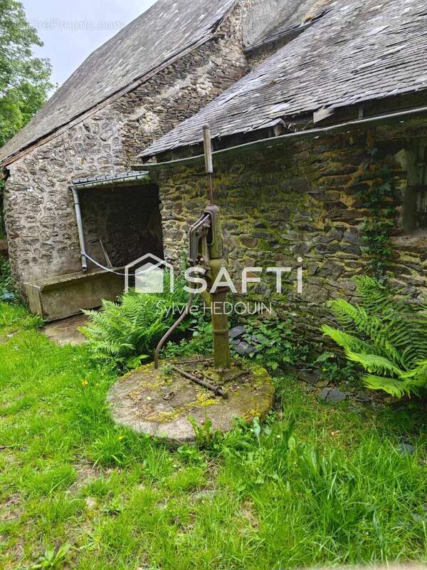 Maison 78 m² à Saint-Cyr-En-Pail  - photo 9