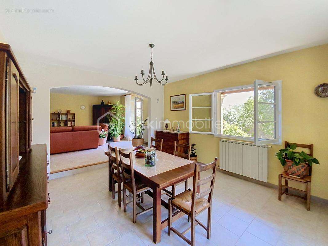 Viletelle - 1000 m2 terrian - maison de 151 m2 piscinable - photo 3