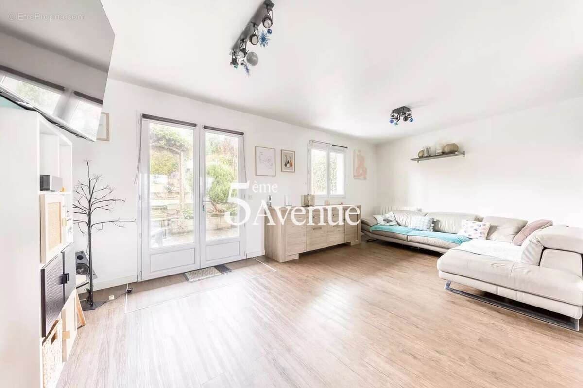 Maison à ROSNY-SOUS-BOIS