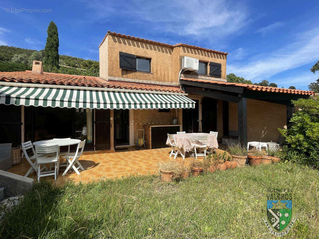 Maison à LA LONDE-LES-MAURES