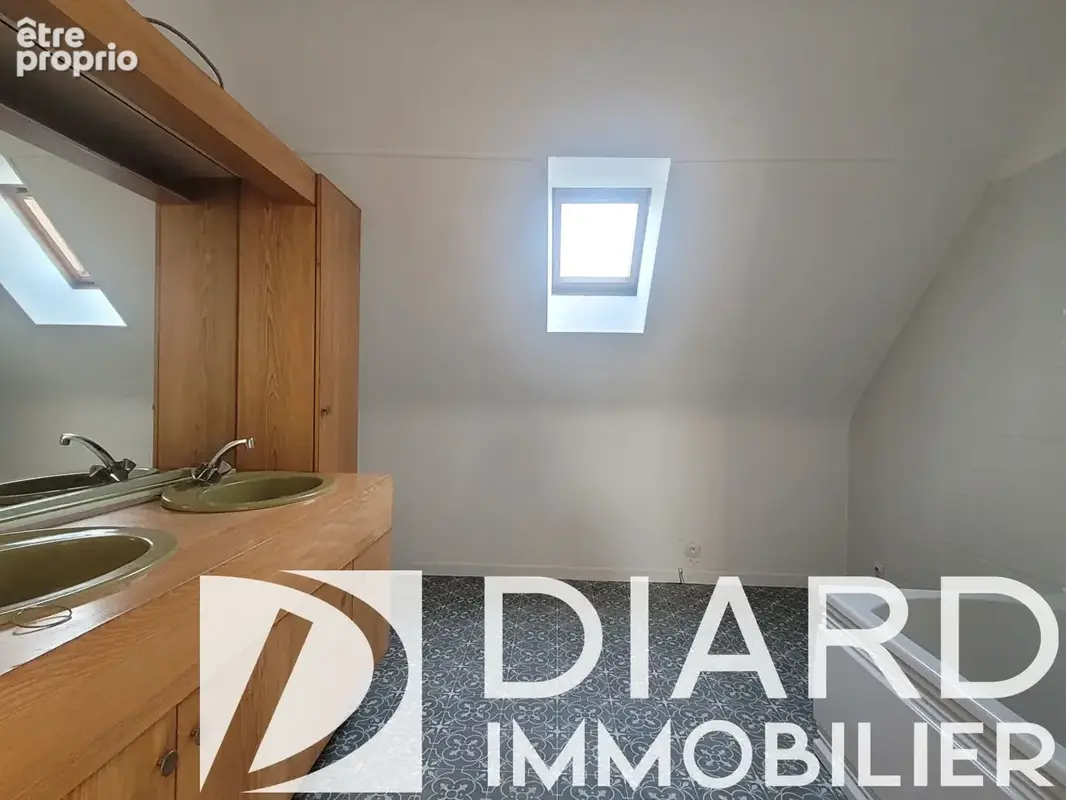 Compromis signé ! Maison traditionnelle de qualité T6 de 146 m² hab - photo 15