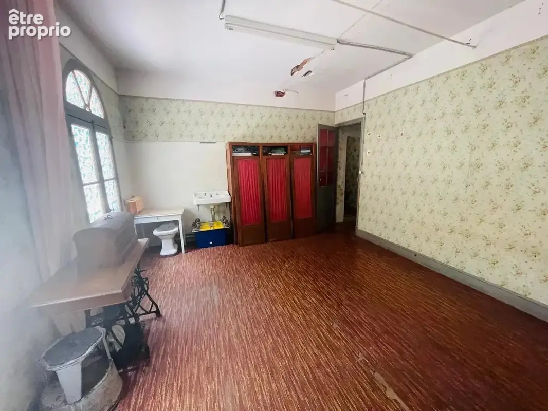 Plateau à rénover avec accès indépendant – Fort potentiel d'aménagement - photo 2