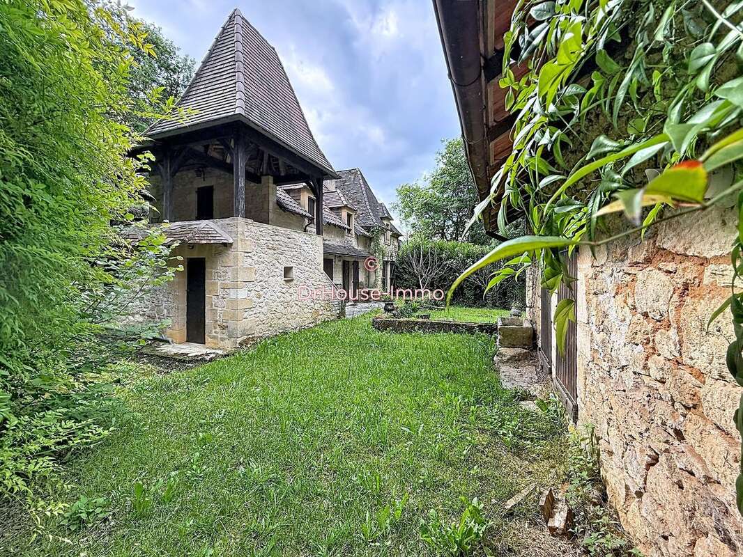 Maison à LES EYZIES-DE-TAYAC-SIREUIL