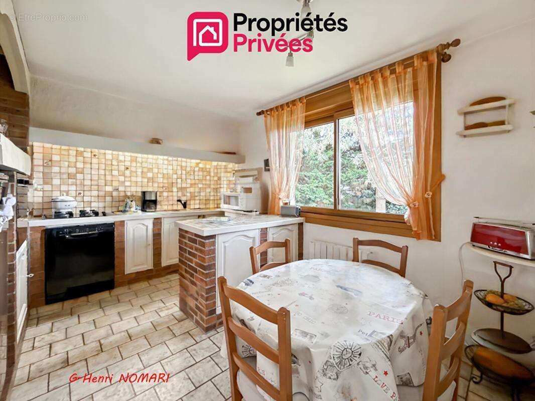 Maison Noyal Sur Brutz 6 pièce(s) 133 m2 - 3 Chambres - 2410m² de Terrain - photo 3