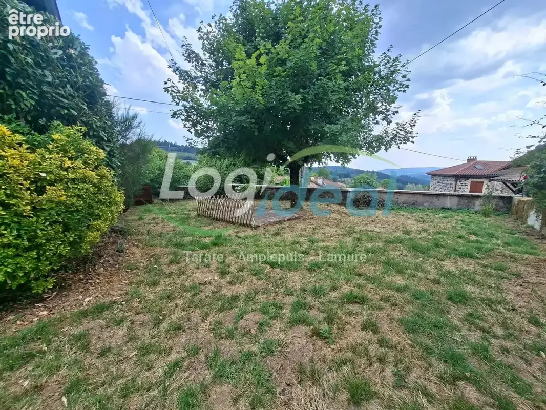 Maison à fort potentiel située à Poule-les-Echarmeaux - photo 12