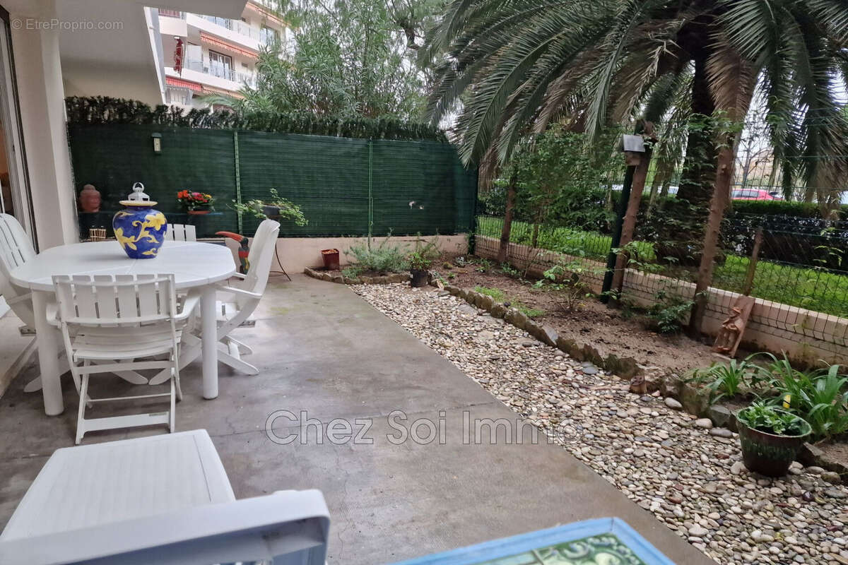 Appartement 64 m² à Cagnes-Sur-Mer  - photo 8