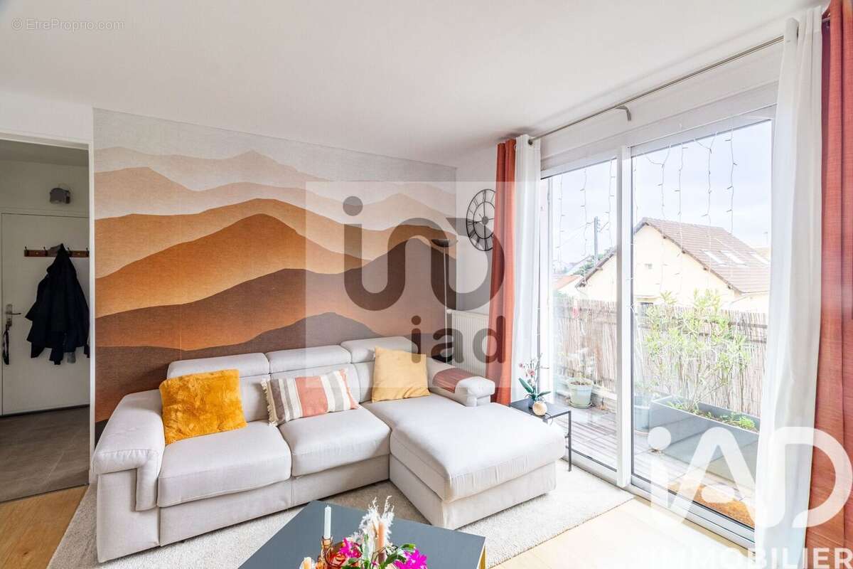 Photo 8 - Appartement à HOUILLES